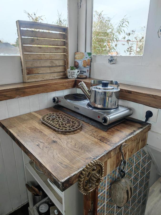Bed and Breakfast Bateau Entre Lille Et Paris Thourotte Esterno foto