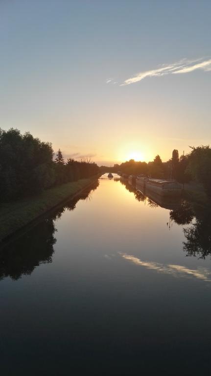 Bed and Breakfast Bateau Entre Lille Et Paris Thourotte Esterno foto